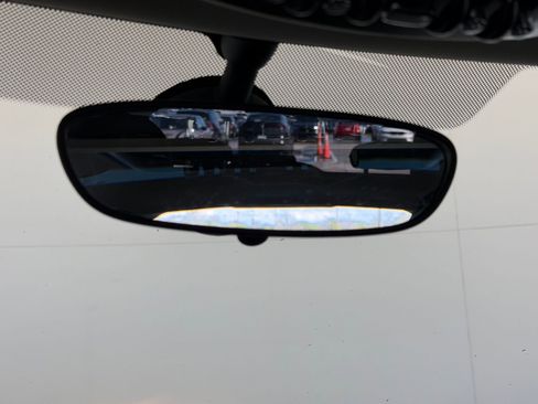 Used 2019 MINI Cooper 2-Door Hardtop image 17