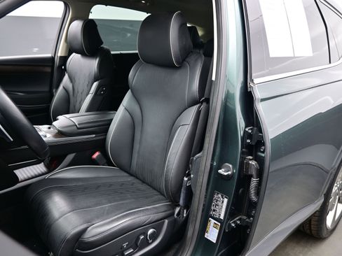 Certified 2023 Genesis GV80 2.5T w/ Prestige Package image 12