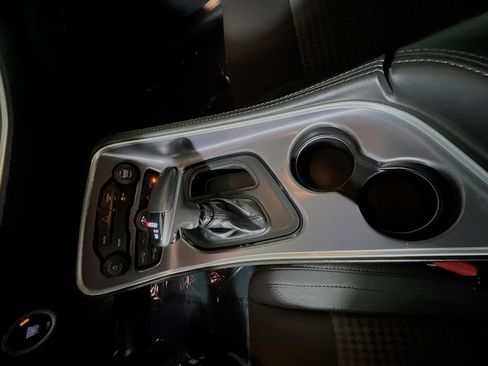 Used 2019 Dodge Challenger SXT image 25