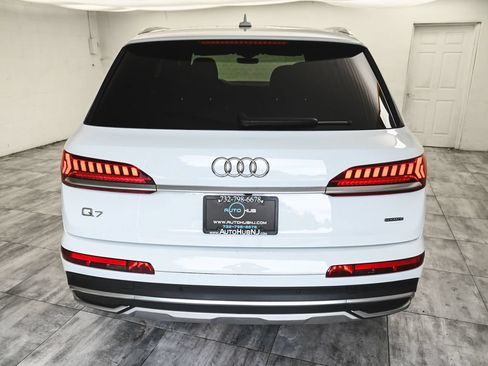 Used 2023 Audi Q7 3.0T Premium w/ Convenience Package AWD/4WD image 5