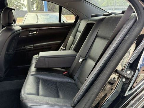 Used 2011 Mercedes-Benz S 550 4MATIC image 8