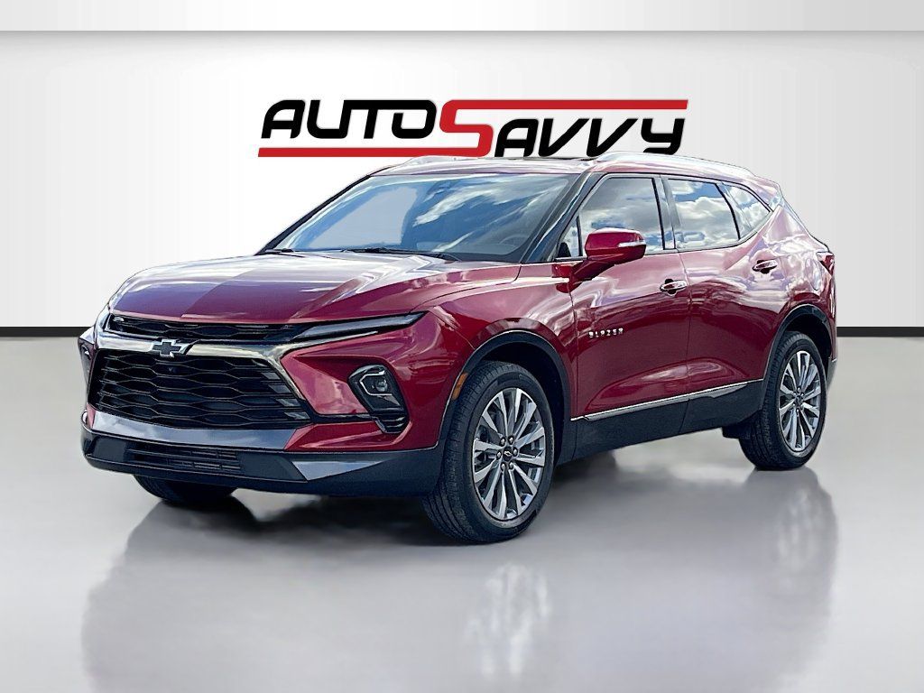 Used 2024 Chevrolet Blazer Premier w/ Driver Confidence II Package AWD/4WD image 3