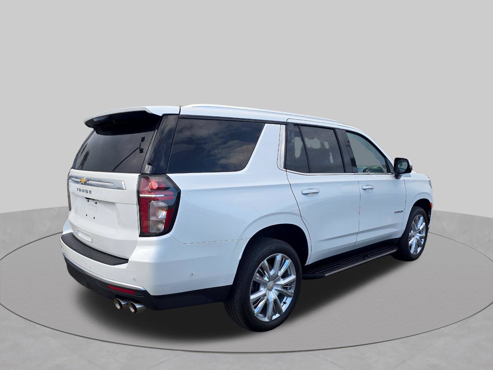 Used 2024 Chevrolet Tahoe High Country w/ Advanced Technology Package AWD/4WD image 10