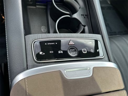 Used 2023 Mercedes-Benz EQS 580 4MATIC Sedan w/ Exclusive Trim Package image 33