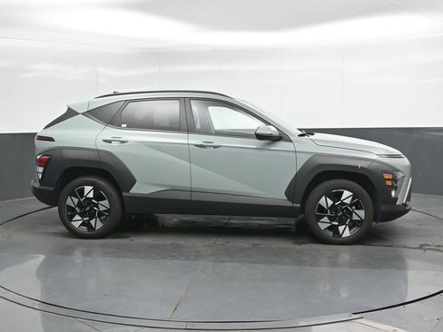 Used 2025 Hyundai Kona SEL AWD/4WD image 4
