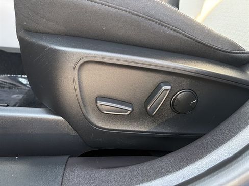 Used 2023 Ford Escape Active AWD/4WD image 19