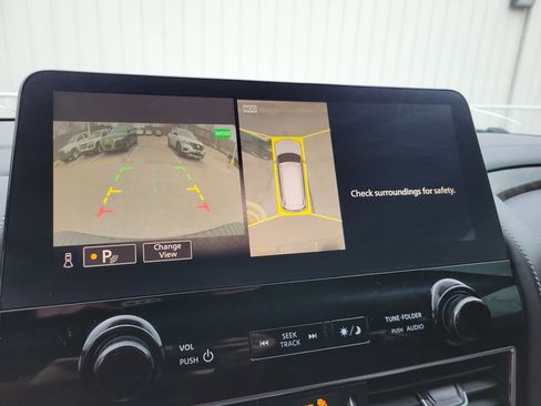 Used 2022 Nissan Armada Platinum w/ Captain's Chairs Package image 25