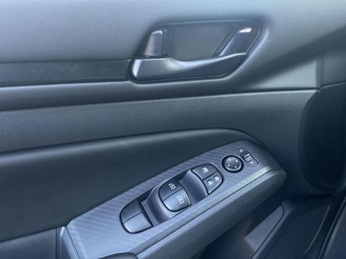 New 2026 Nissan Altima 2.5 SV FWD image 19