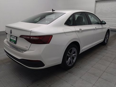 Used 2023 Volkswagen Jetta SE FWD image 9