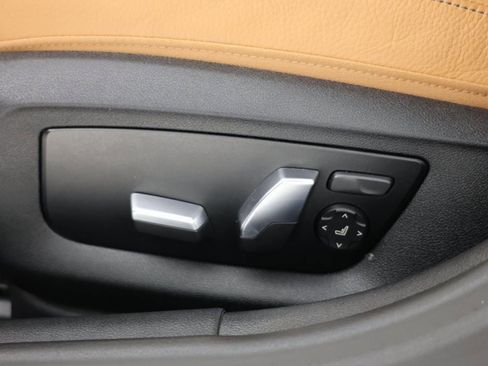 Used 2023 BMW 530i xDrive image 29