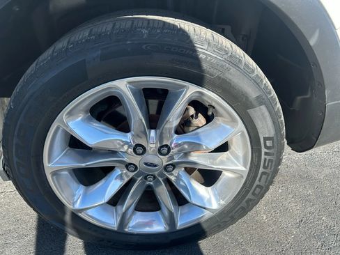 Used 2013 Ford Explorer Limited image 42