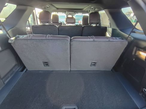 New 2026 Ford Explorer Platinum image 26