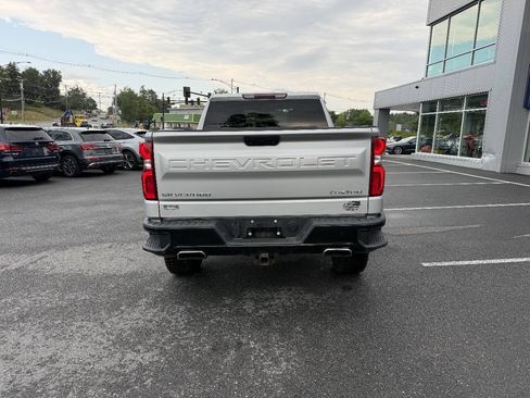 Used 2019 Chevrolet Silverado 1500 Custom Trail Boss w/ Custom Convenience Package AWD/4WD image 9
