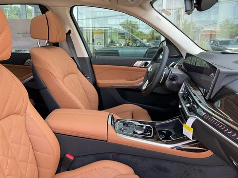 Certified 2026 BMW X7 xDrive40i image 30