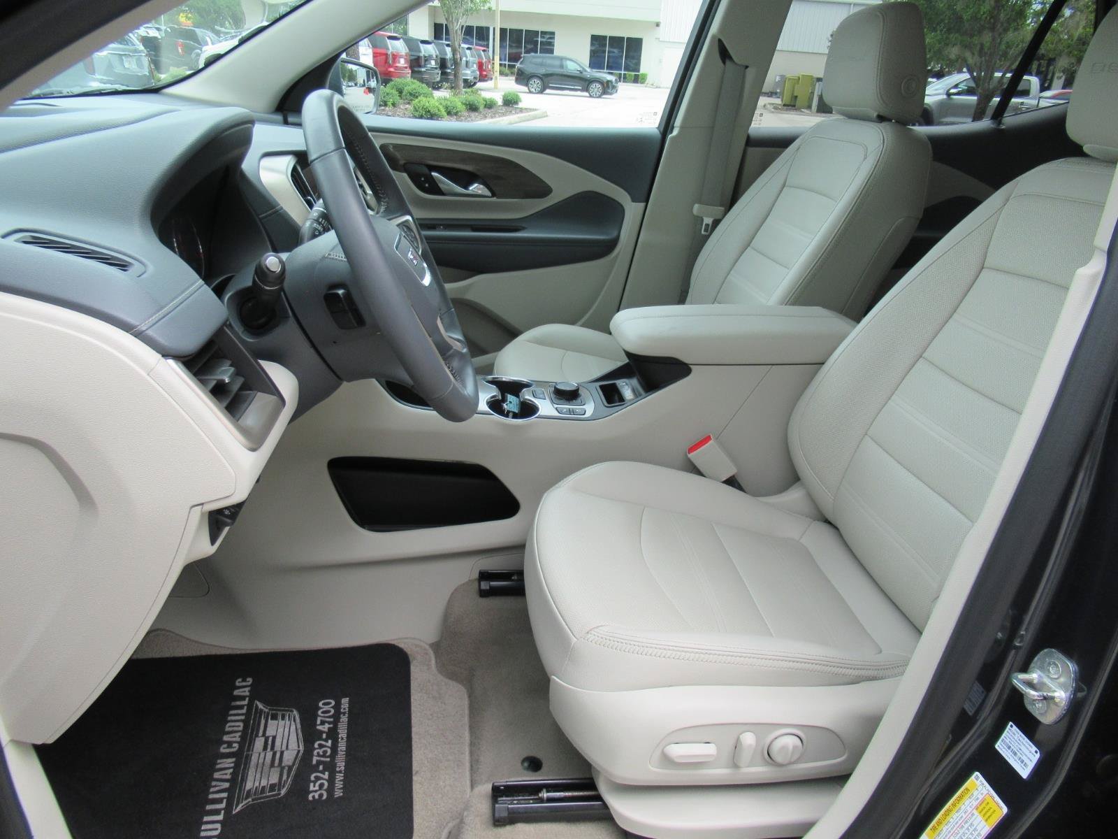 Used 2022 GMC Terrain Denali w/ Denali Premium Package AWD/4WD image 17