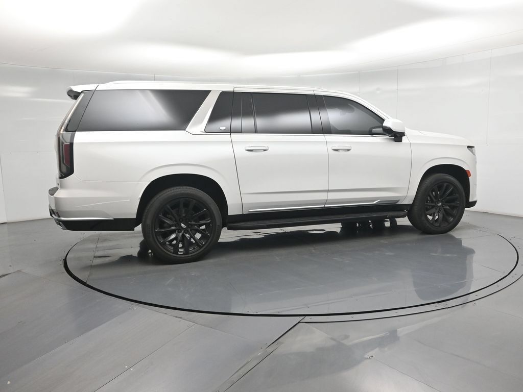 Used 2021 Cadillac Escalade ESV Luxury AWD/4WD image 12