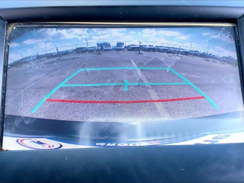 Used 2017 Toyota Camry SE FWD image 26