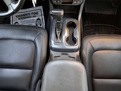 Used 2019 Chevrolet Colorado Z71 image 18