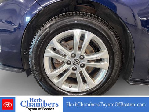Used 2021 Toyota Sienna XSE w/ XSE Plus Package AWD/4WD image 8