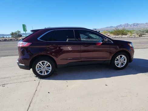 Used 2020 Ford Edge SEL w/ Convenience Package image 4