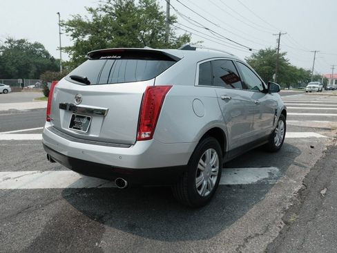 Used 2011 Cadillac SRX Luxury FWD image 5