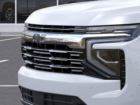 New 2026 Chevrolet Suburban Premier image 13