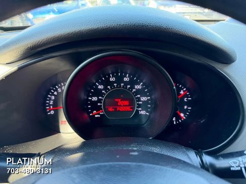 Used 2015 Kia Soul image 9