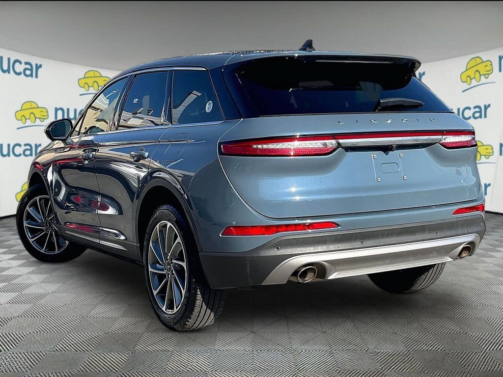 Used 2023 Lincoln Corsair AWD w/ Equipment Group 101A image 4