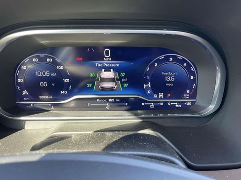 Used 2023 Chevrolet Tahoe High Country w/ Premium Package 2 AWD/4WD image 19