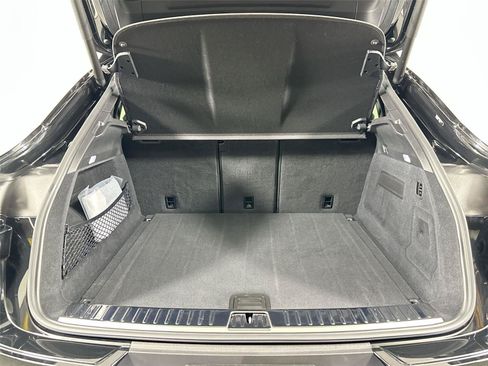 Certified 2025 Porsche Cayenne S AWD/4WD image 39