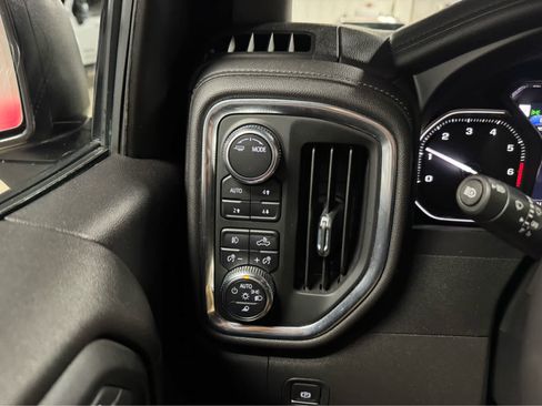 Certified 2021 GMC Sierra 1500 Denali w/ Denali Premium Package image 24
