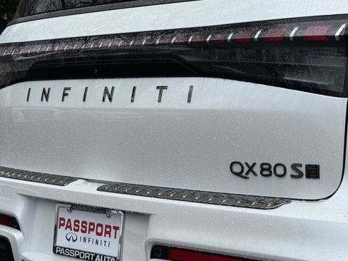 New 2026 INFINITI QX80 4WD image 7