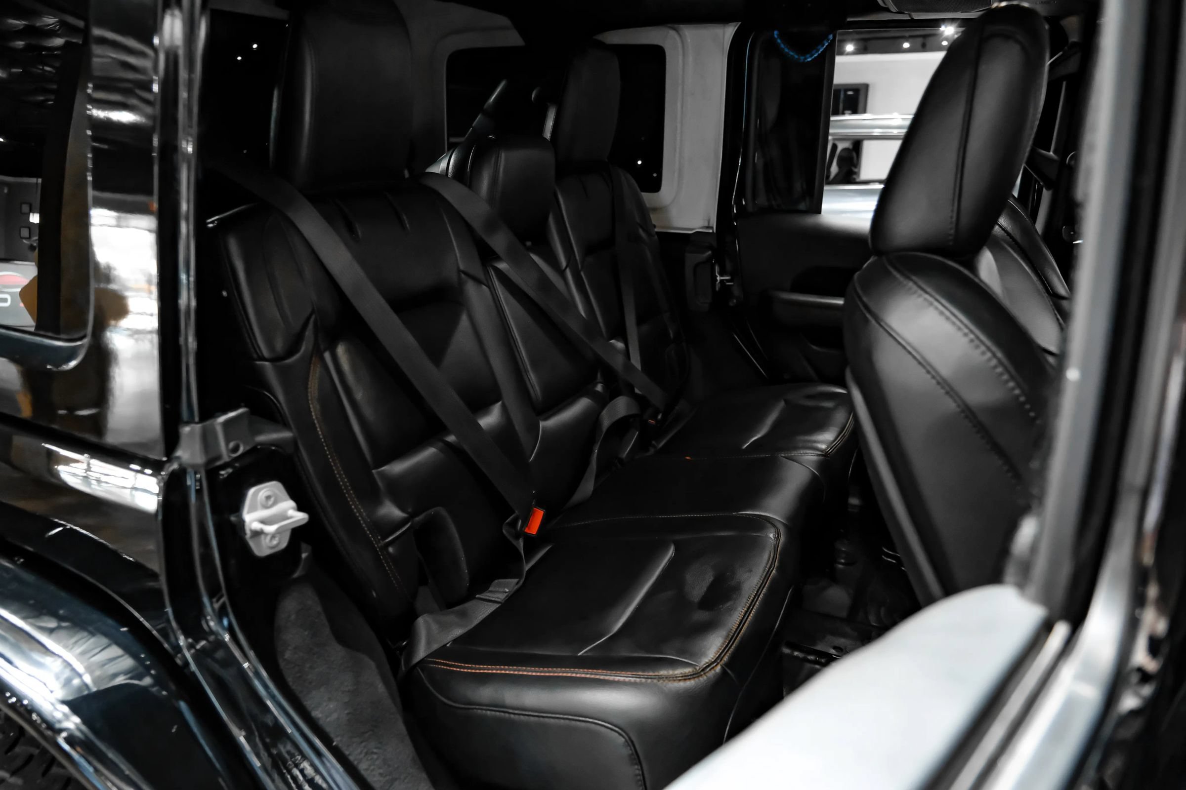 Used 2019 Jeep Wrangler Unlimited Rubicon AWD/4WD image 40
