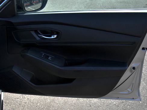 Used 2024 Honda Accord Sport image 41