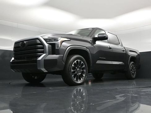 Used 2023 Toyota Tundra Limited AWD/4WD image 59