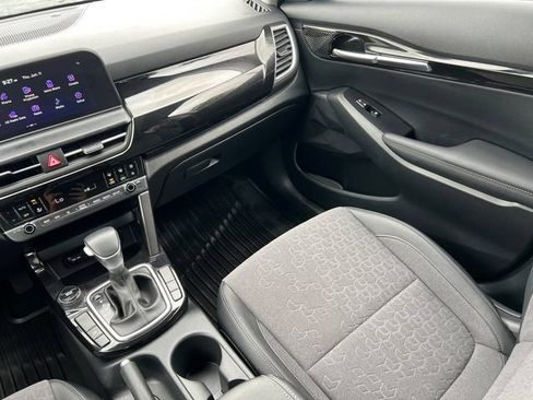 Used 2024 Kia Seltos S FWD image 29