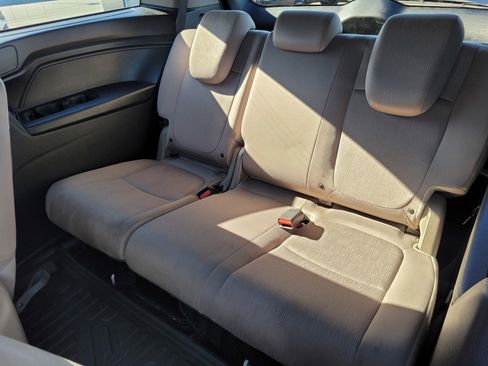 Used 2019 Honda Odyssey EX image 27