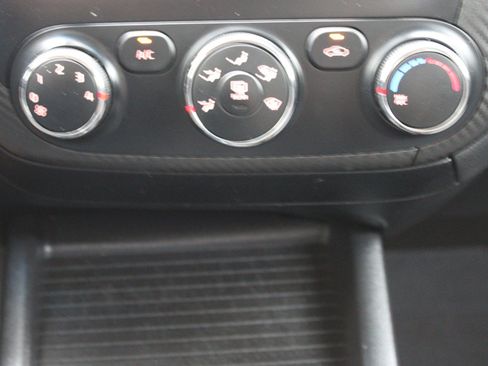 Used 2015 Kia Forte EX FWD image 19