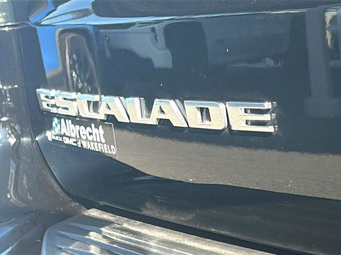 Certified 2024 Cadillac Escalade Sport Platinum w/ Heavy-Duty Trailer Package image 30