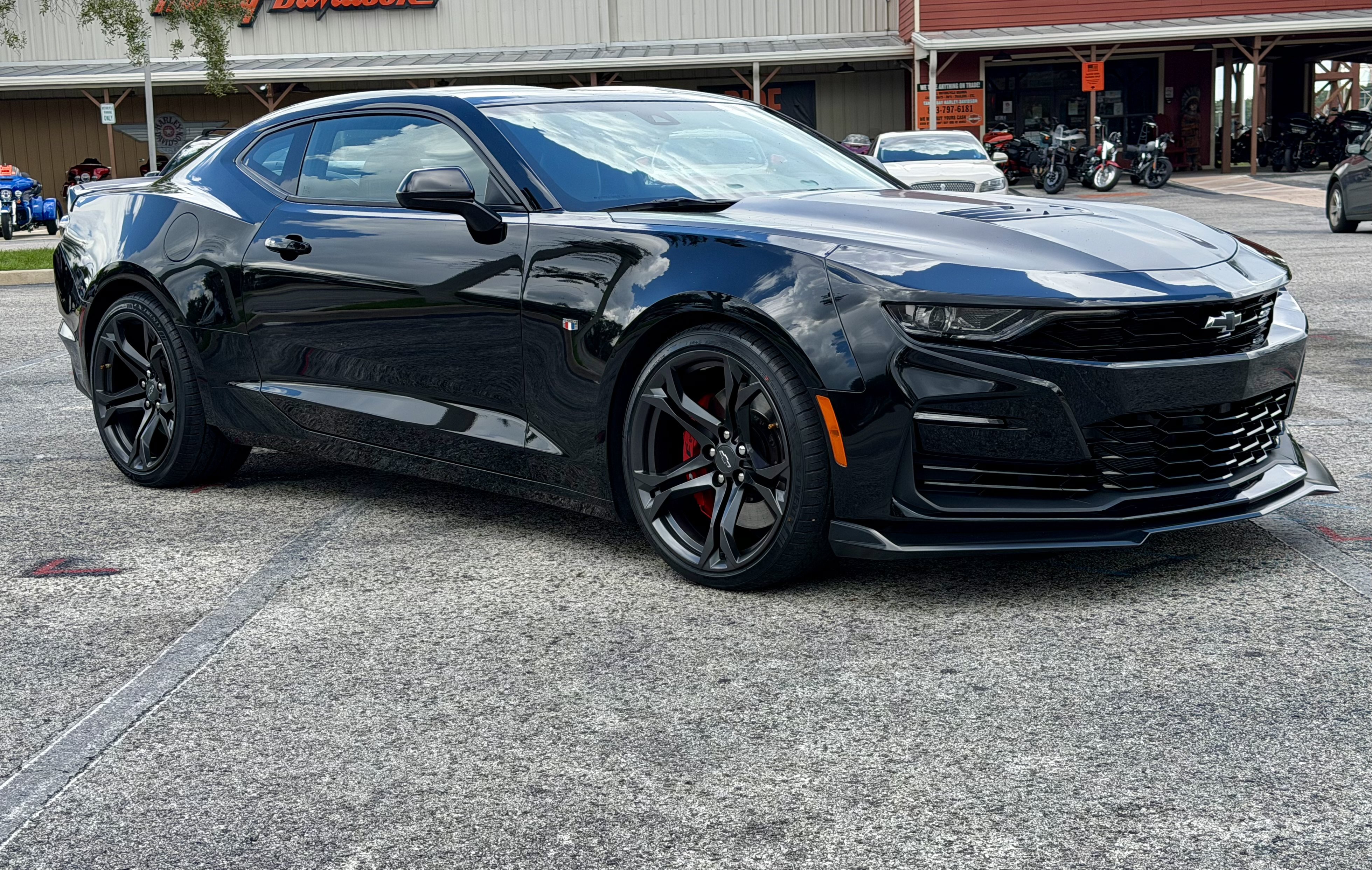 Used 2023 Chevrolet Camaro SS RWD image 7