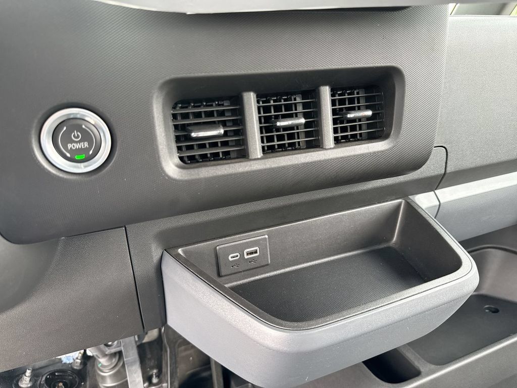 Used 2024 Chevrolet Brightdrop 600 w/ Battery Pack, Max Range AWD/4WD image 36