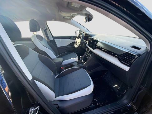 New 2026 Volkswagen Taos S FWD image 22