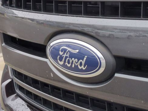 Used 2019 Ford F150 XLT w/ Equipment Group 302A Luxury image 12