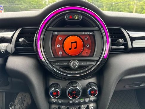 Used 2021 MINI Cooper S w/ Signature Upholstery Package FWD image 3