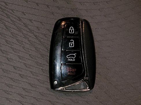 Used 2018 Hyundai Santa Fe Sport w/ 2.4L Value Package 02 image 32