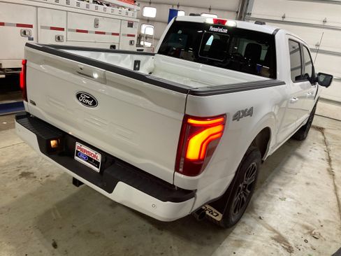 Used 2024 Ford F150 Platinum AWD/4WD image 15
