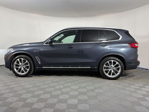 Used 2022 BMW X5 xDrive45e w/ Executive Package AWD/4WD image 2
