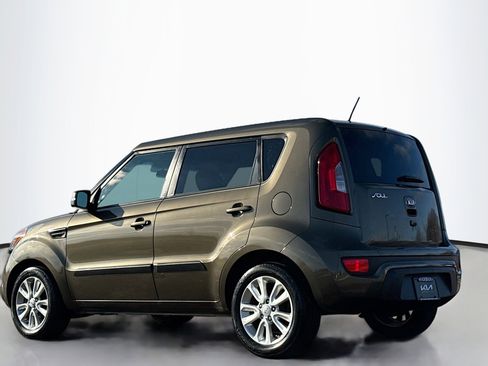 Used 2013 Kia Soul + w/ Audio Pkg image 13