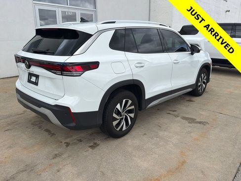 Certified 2025 Volkswagen Tiguan S FWD image 6