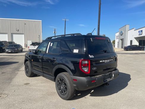 New 2025 Ford Bronco Sport Badlands AWD/4WD image 3
